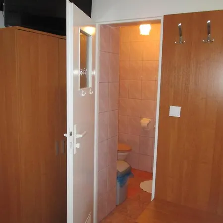 Homestay Miedzyzdroje Noclegi *